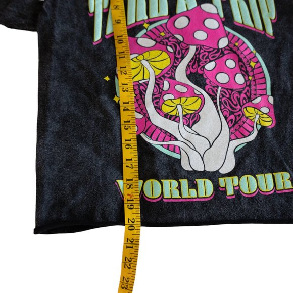 Fifth Sun Take A Trip World Tour 1990 Black T-Shirt Neon Mushroom Design /Cities - Picture 8 of 11